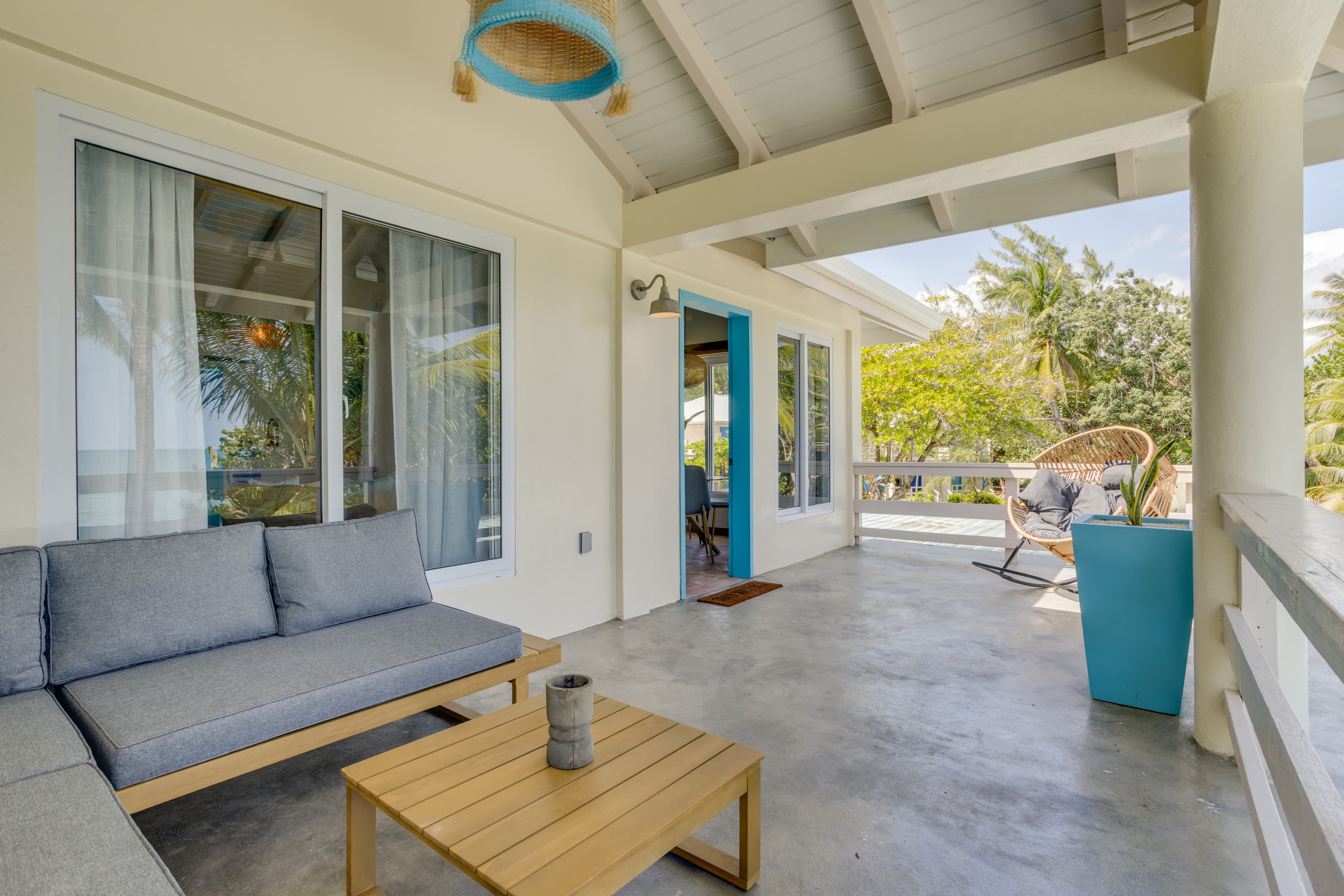 Relax and soak up the vitamin sea from your private verandah