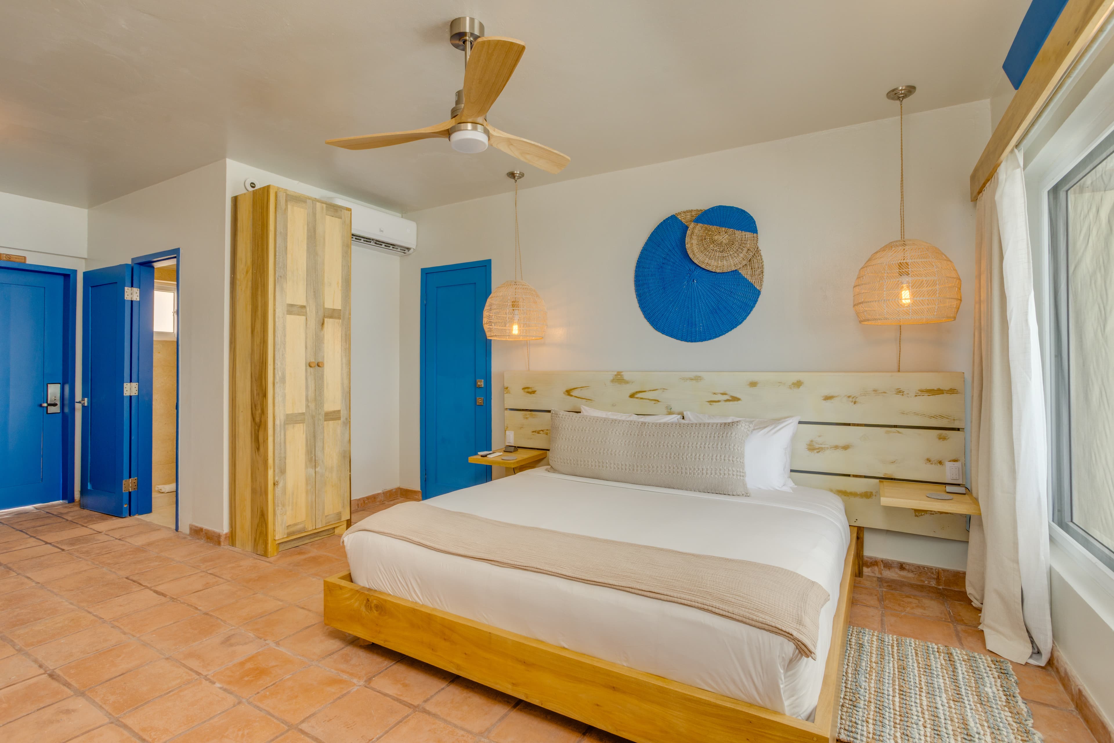 King bed with premium crisp linens and divinely deep mattress